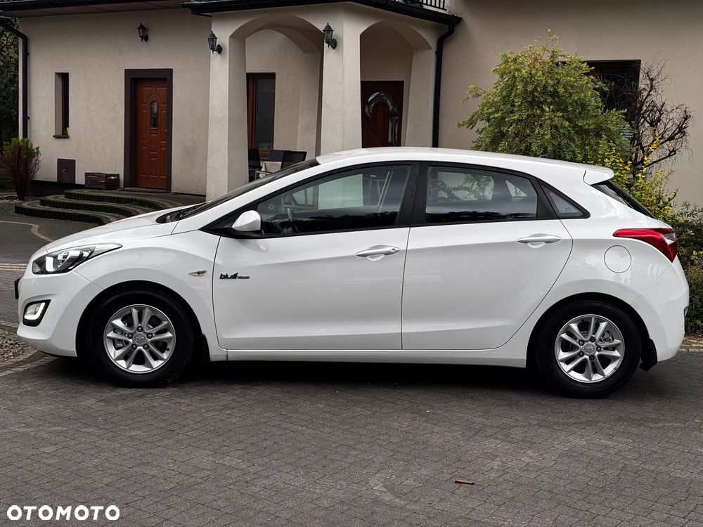 Hyundai i30 blue 1.6 GDI Style - 3