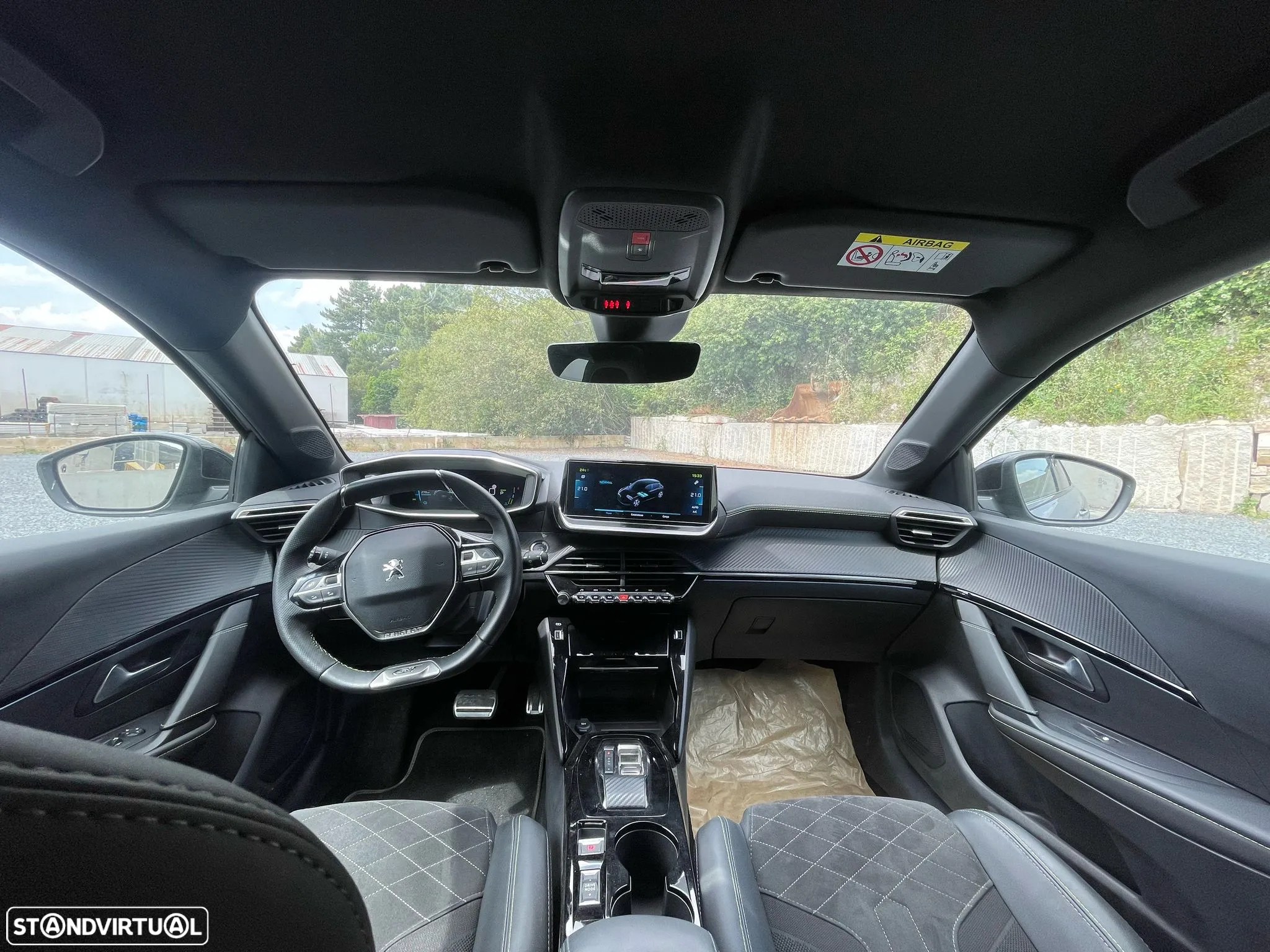 Peugeot e-208 50 kWh GT - 15