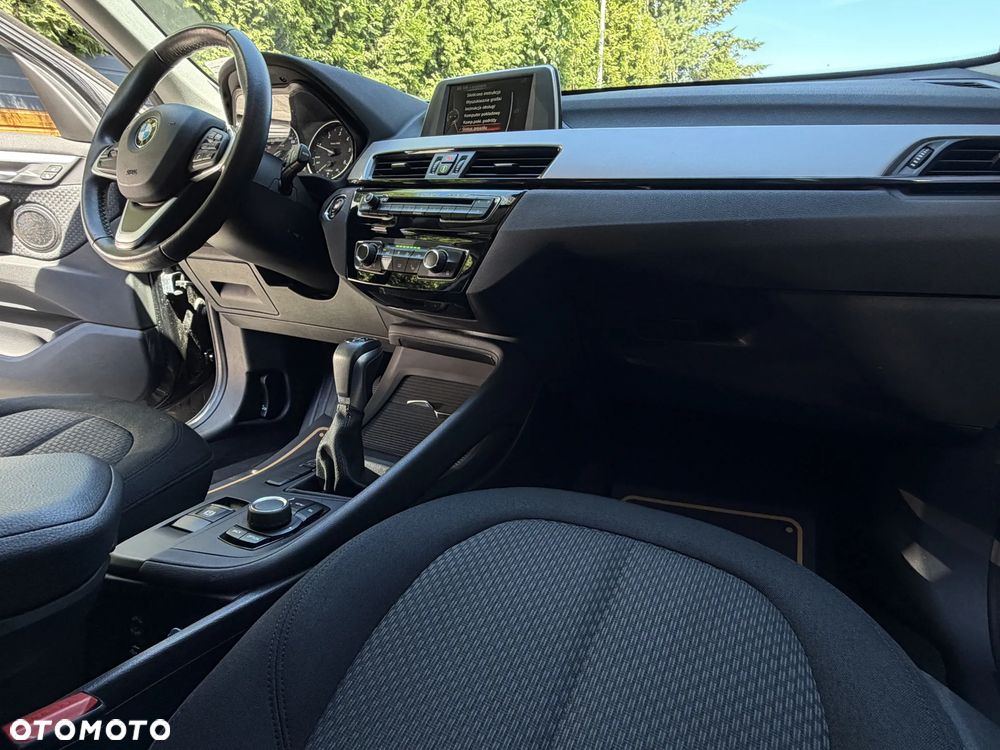 BMW X1 sDrive18d - 17