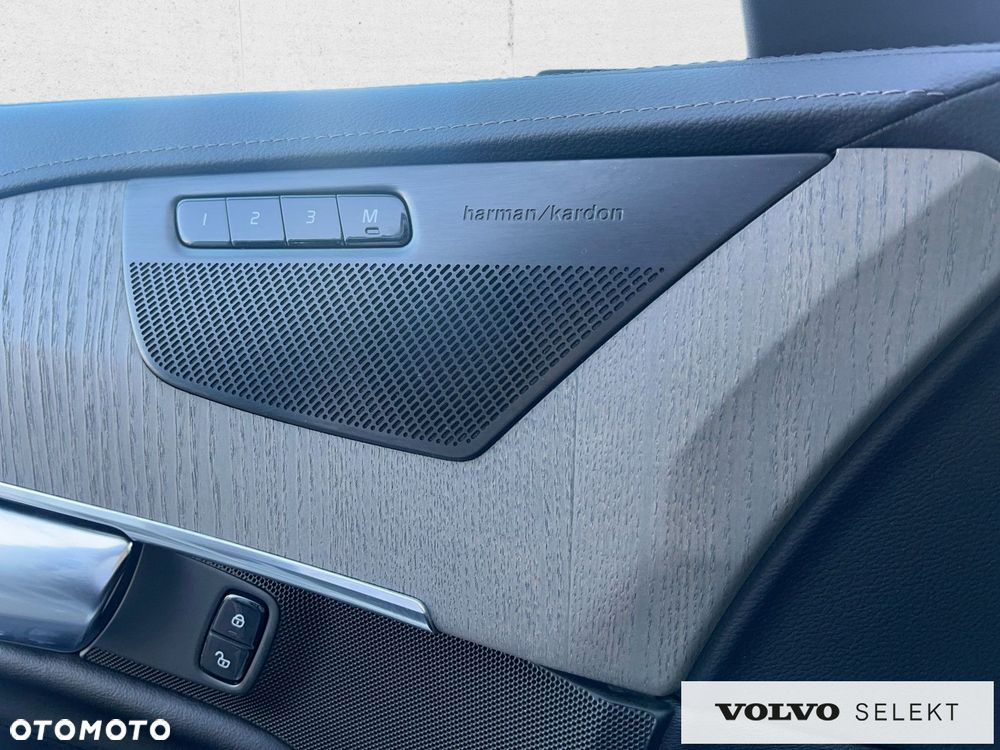 Volvo XC 90 - 20