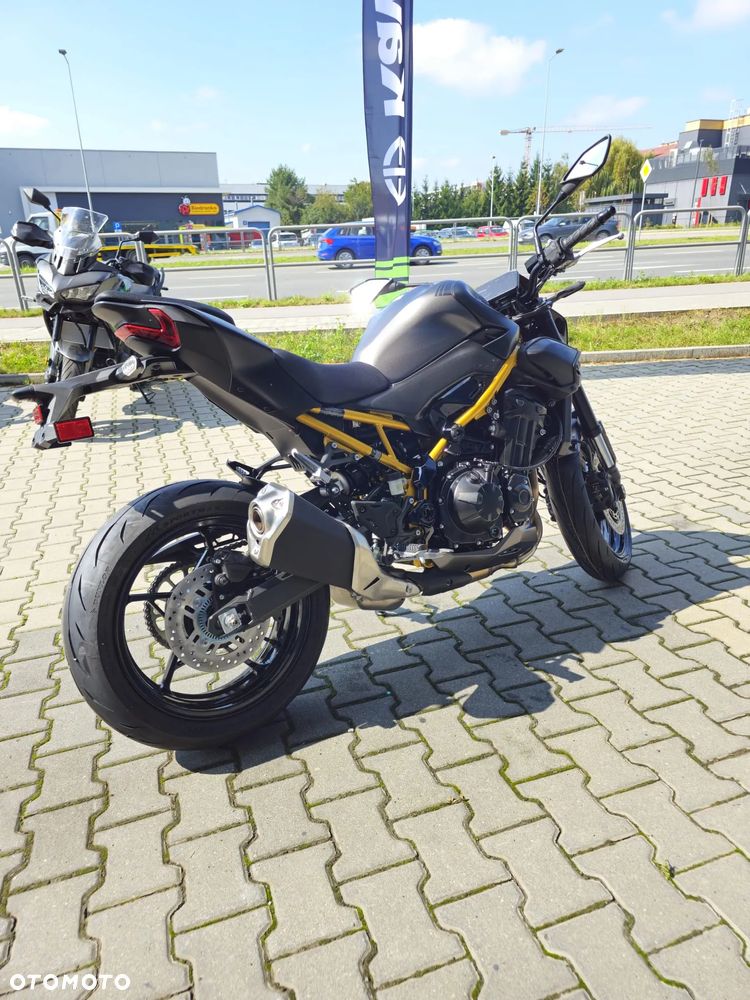 Kawasaki Z 900 - 5