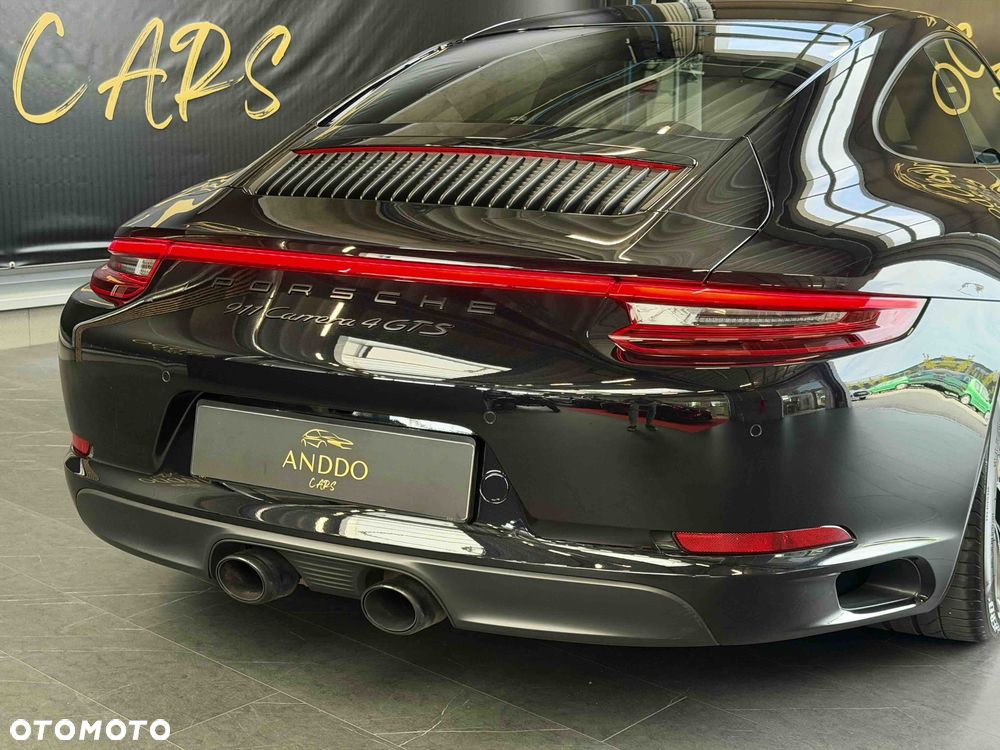 Porsche 911 Carrera 4 GTS PDK - 31