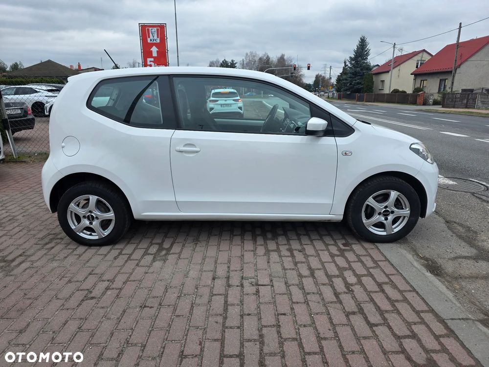 Volkswagen up! 1.0 take - 7