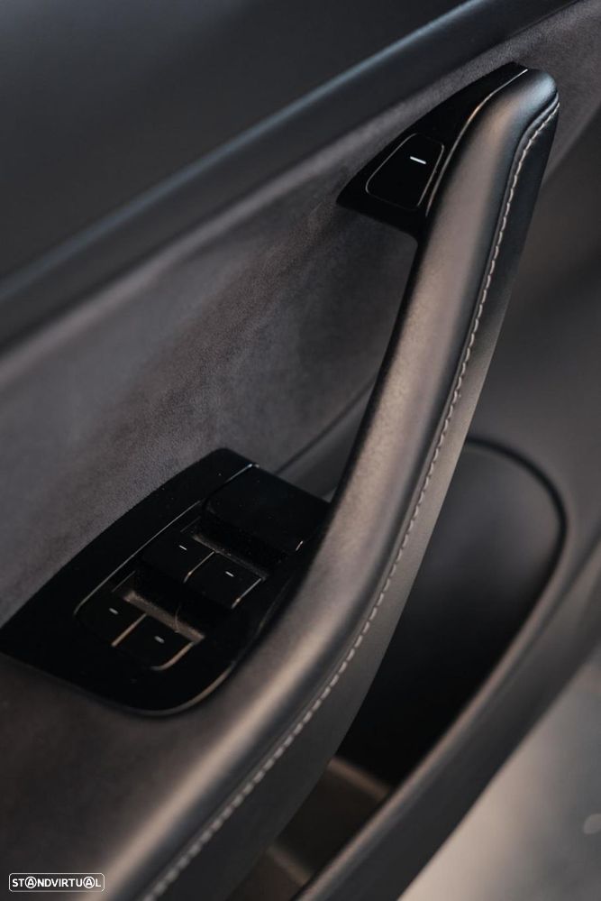 Tesla Model 3 Long-Range Dual Motor AWD - 9