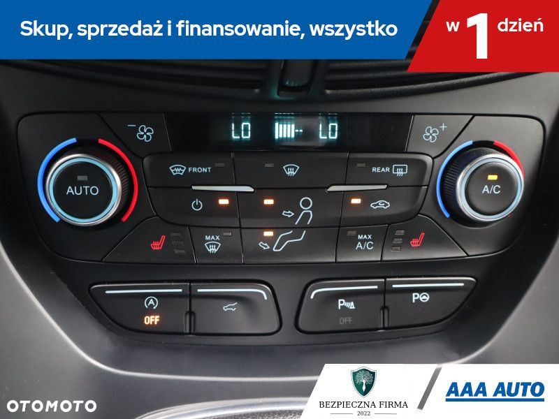 Ford Kuga - 17