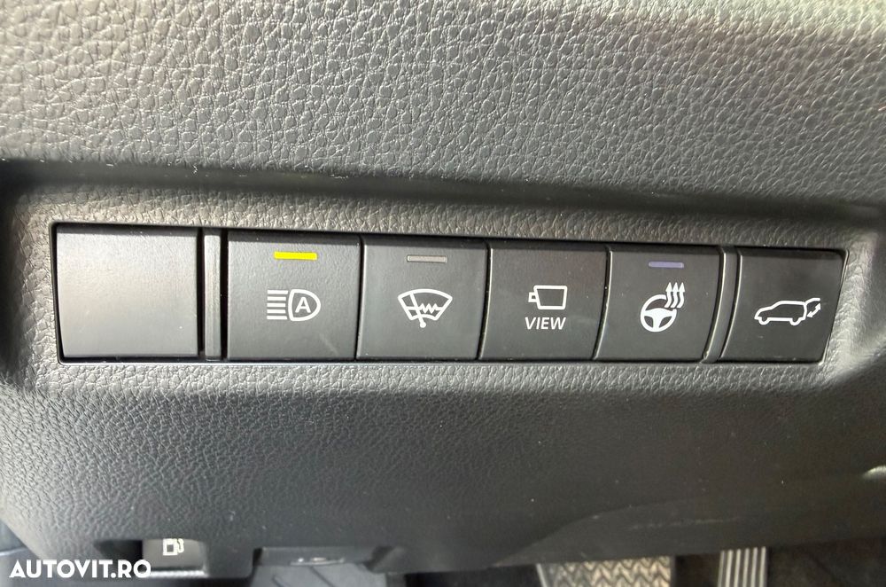 Toyota RAV4 2.5 VVT-iE 4x4 Luxury - 12