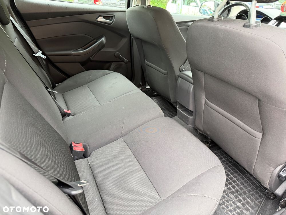 Ford Focus 1.0 EcoBoost 99g Trend - 17