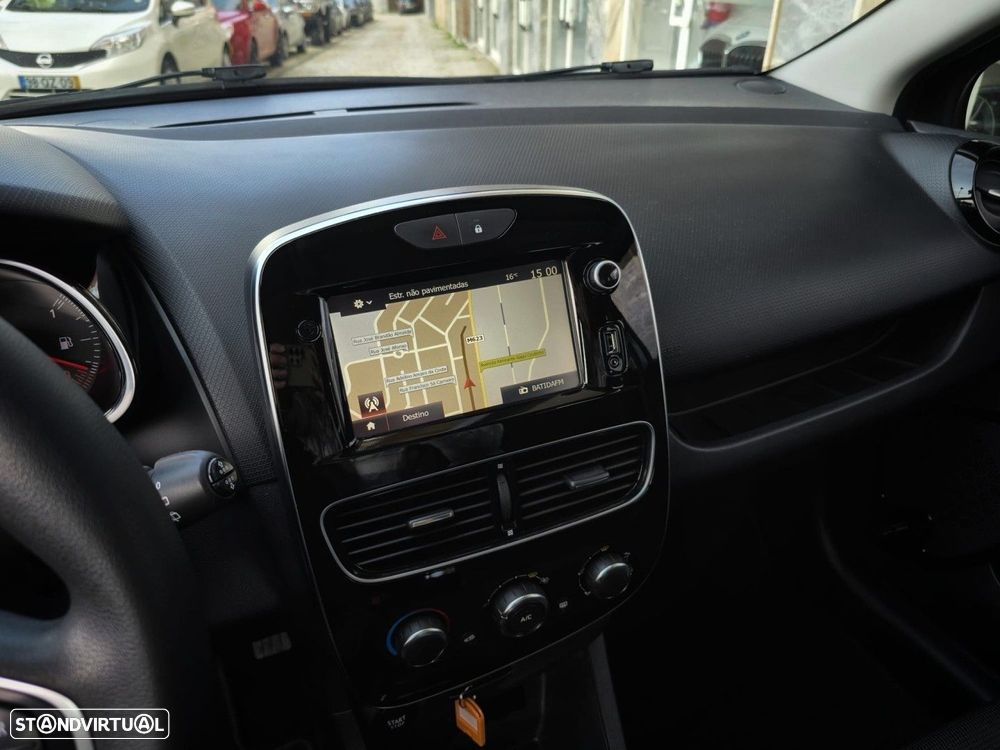 Renault Clio Sport Tourer 1.5 dCi Confort - 16