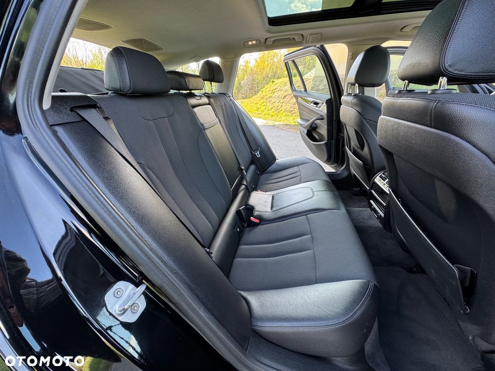 BMW Seria 5 - 27