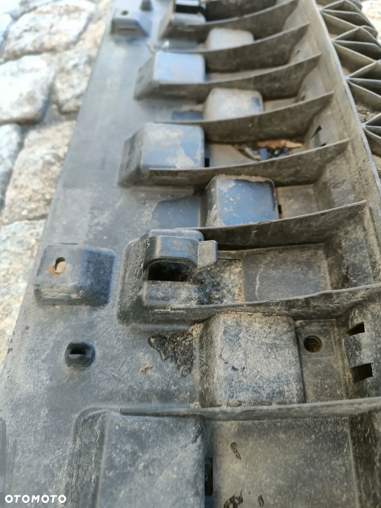 Dokładka dolna zderzaka Skoda Octavia 3 FL III lift Płyta Podłoga 5E0807611D - 12