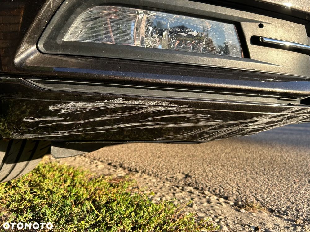 Volkswagen Passat - 17