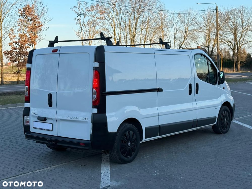 Opel VIVARO - 14