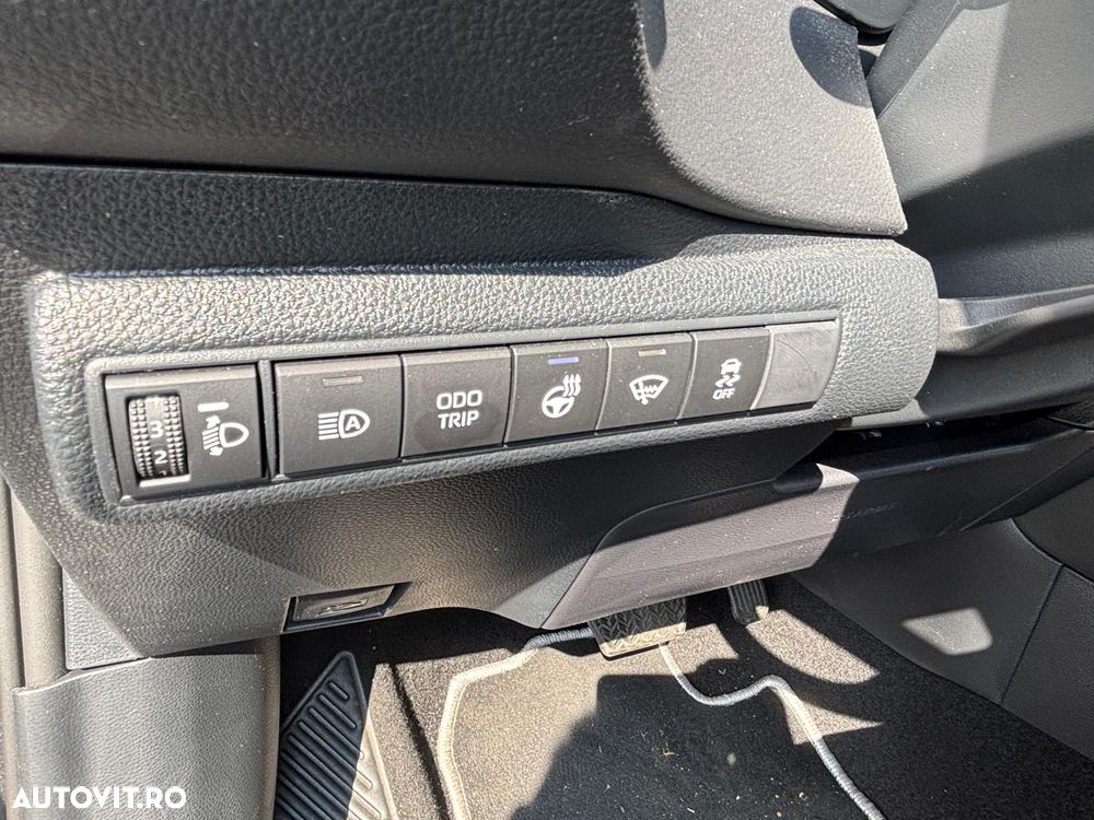 Toyota Corolla 1.8 HEV Dynamic - 21