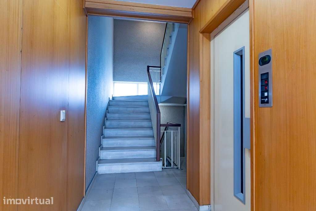 Apartamento T2 - Ferreiros - Grande imagem: 2/24