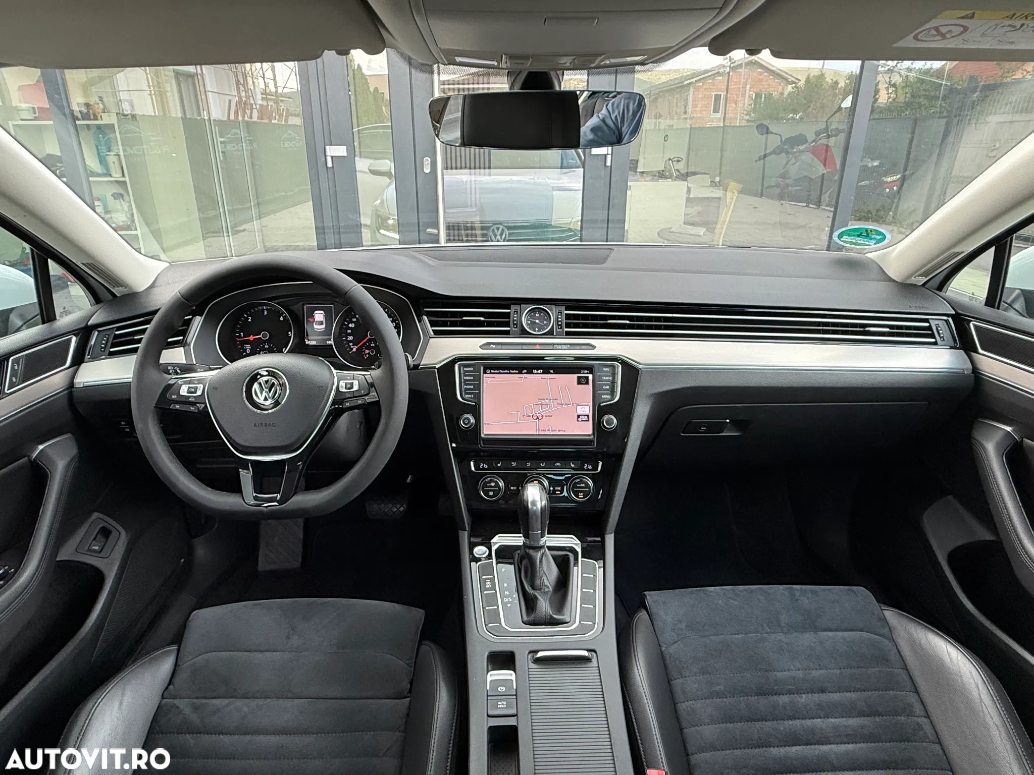Volkswagen Passat 2.0 TDI DSG Highline - 9