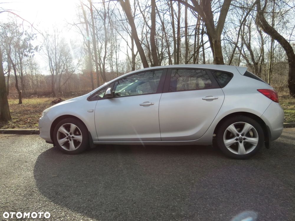 Opel Astra 1.6 Enjoy - 7
