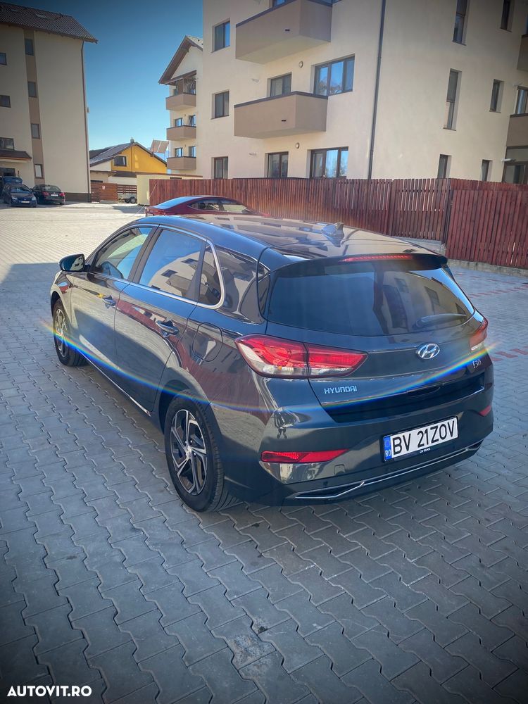 Hyundai i30 1.5 110CP 5DR M/T Highway - 6