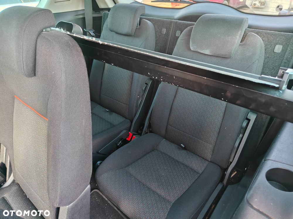 Ford S-Max 2.0 TDCi DPF Champions Edition - 13