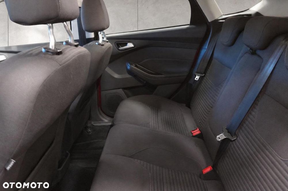Ford Focus 1.0 EcoBoost Titanium - 12