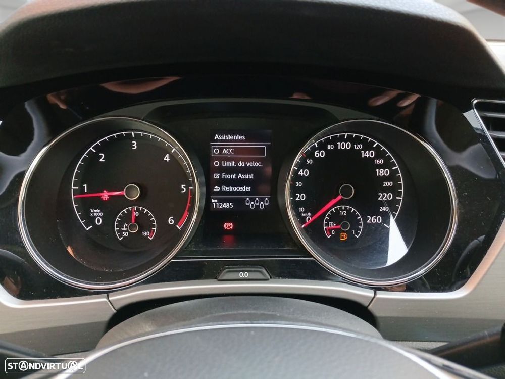 VW Touran 2.0 TDI Confortline - 15