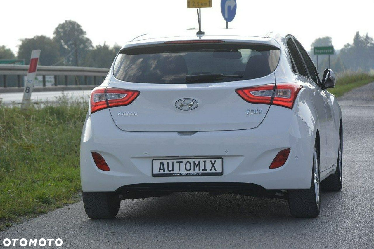 Hyundai i30 1.6 CRDi BlueDrive Go - 8