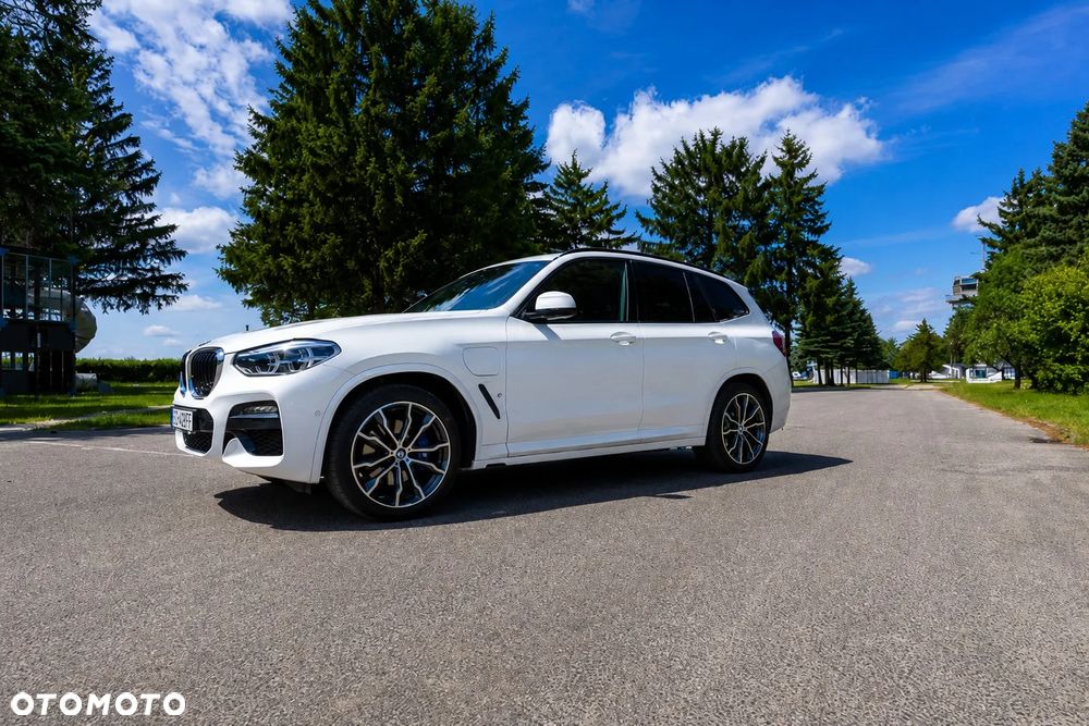 BMW X3 xDrive30e - 17