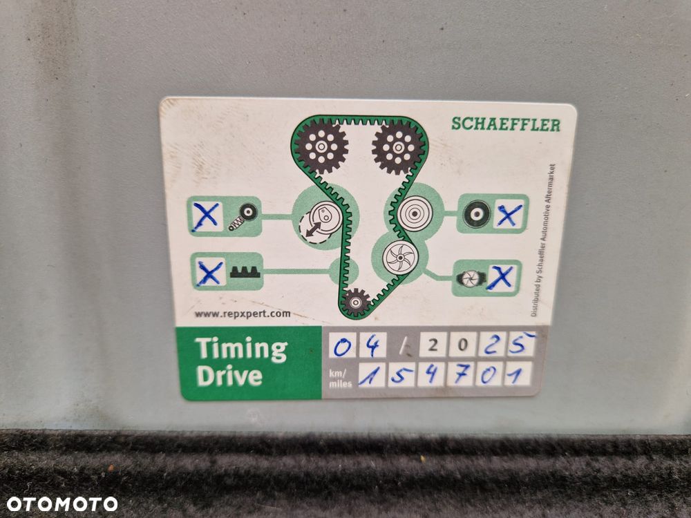 Volvo V40 D3 You - 10