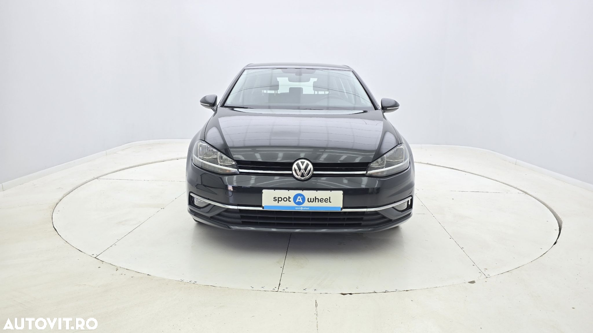 Volkswagen Golf 1.6 TDI Comfortline - 2