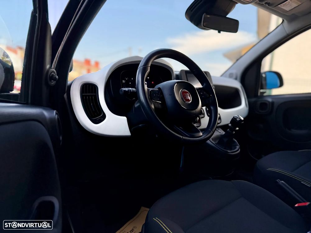 Fiat Panda Pandina 1.0 Hybrid - 12