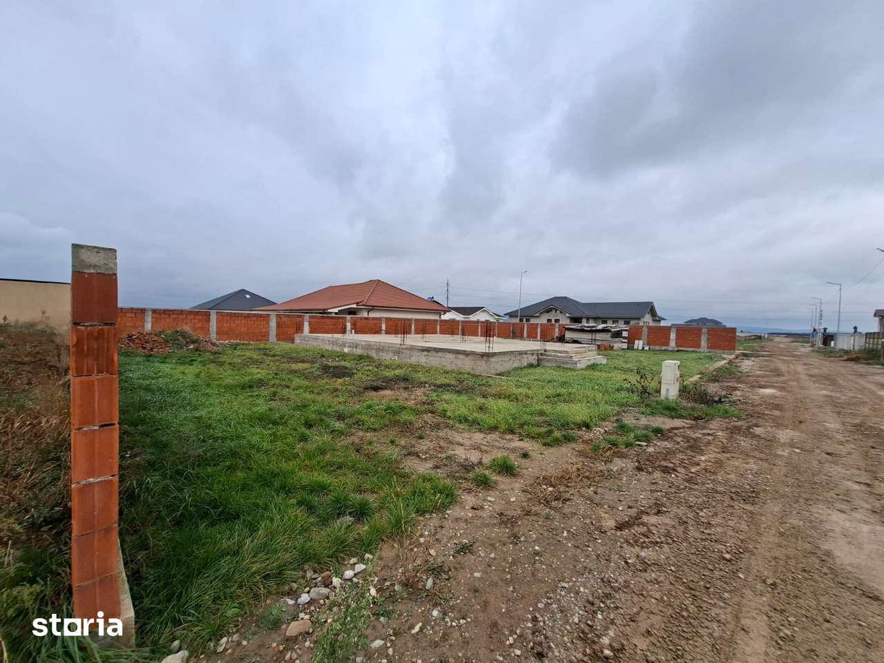 Teren de vânzare în Cheriu – cu fundație casă, proiect și autorizație - Imagine principală: 5/7