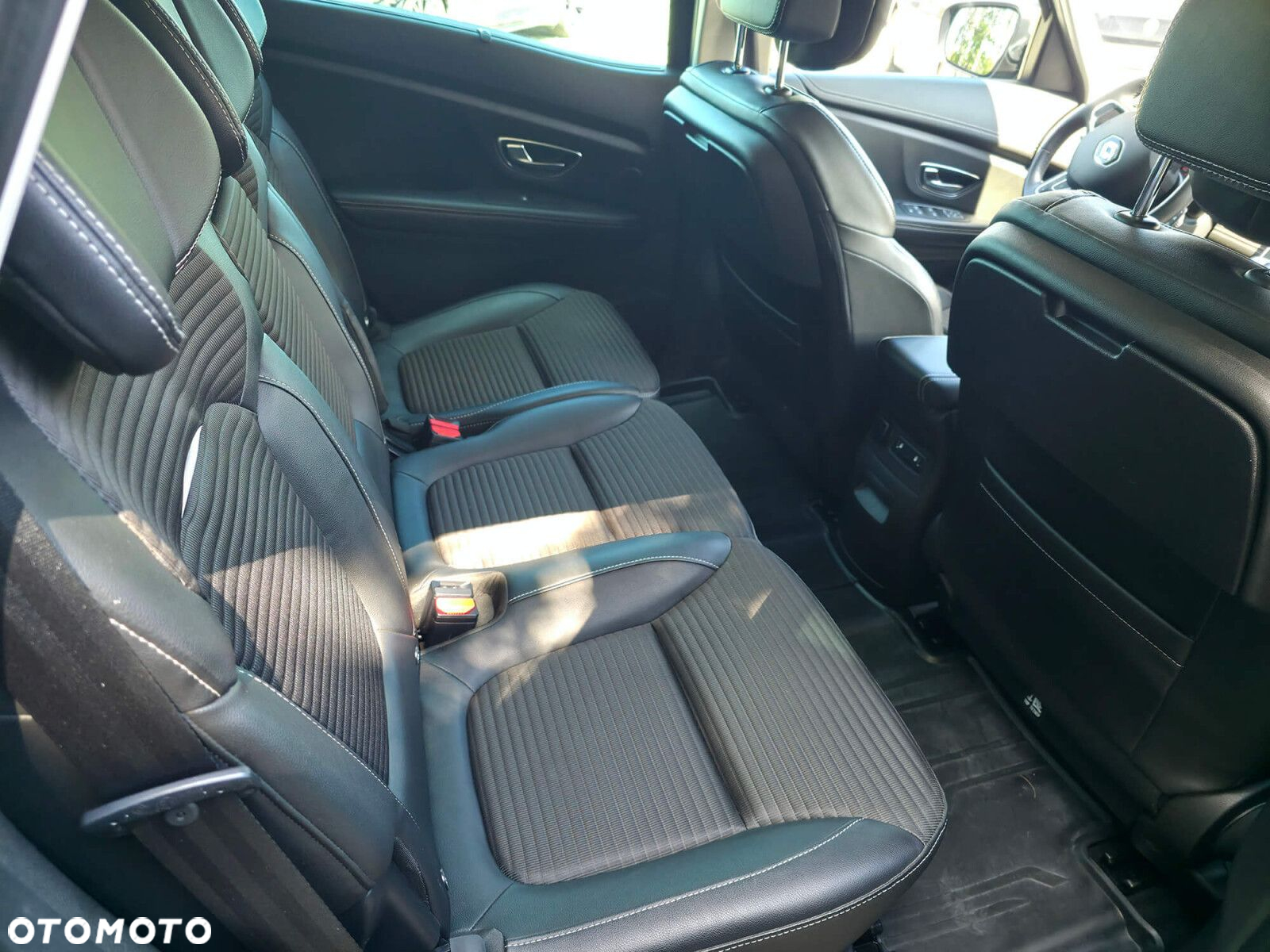 Renault Scenic - 12