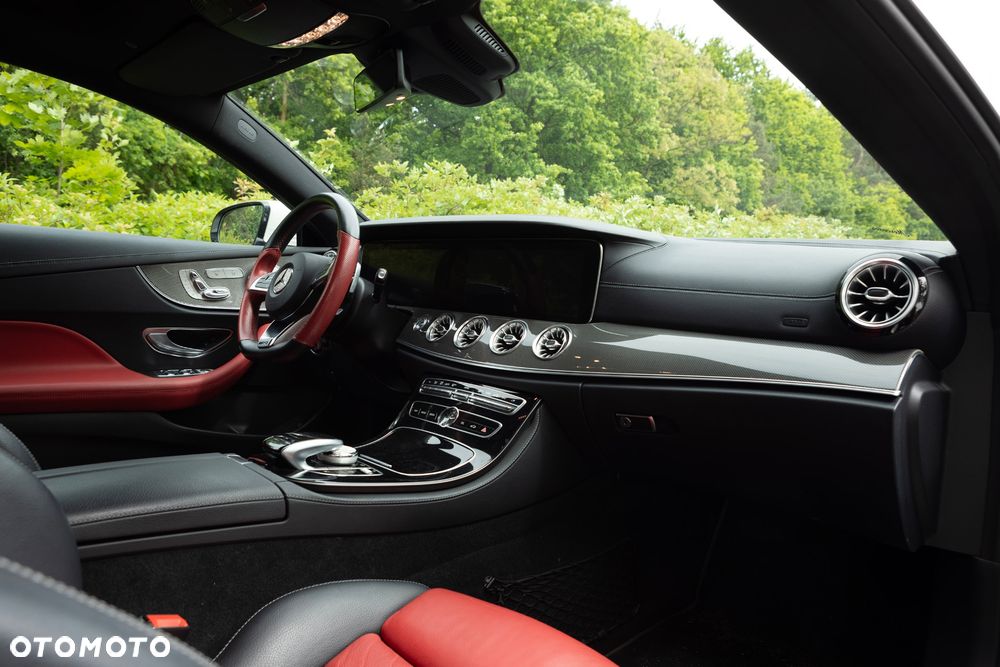 Mercedes-Benz Klasa E 220 d 4-Matic 9G-TRONIC - 6
