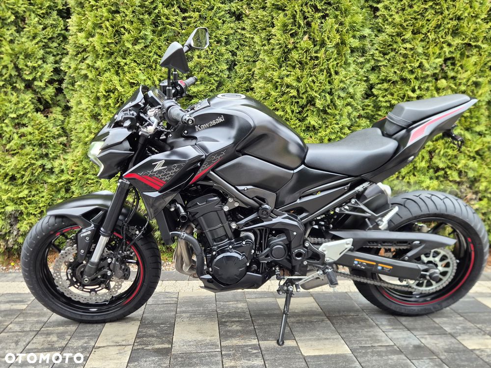 Kawasaki Z 900 - 5