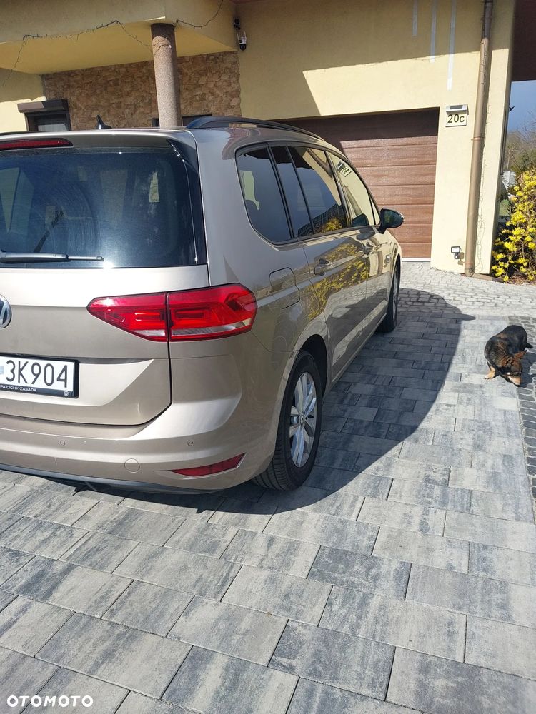 Volkswagen Touran - 3