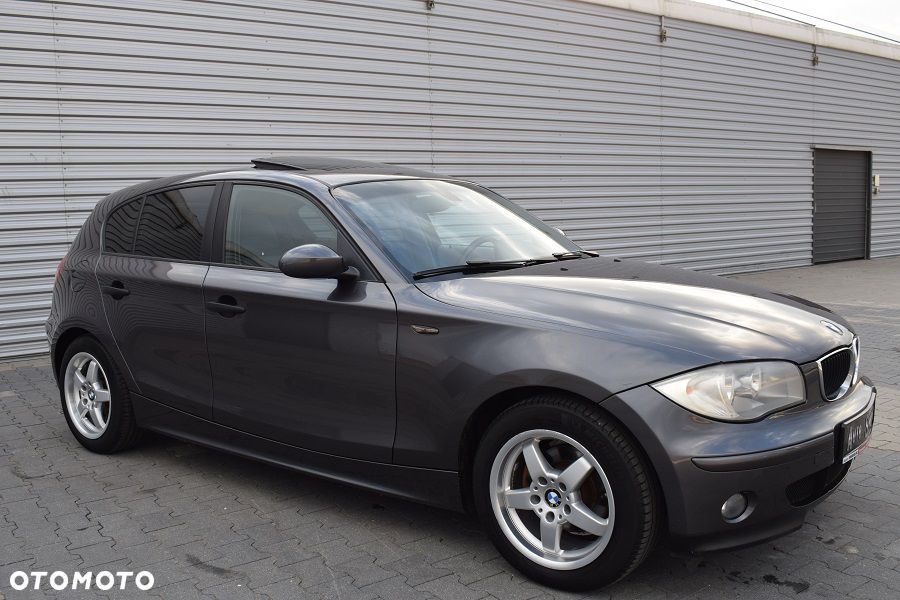 BMW Seria 1 116i - 23