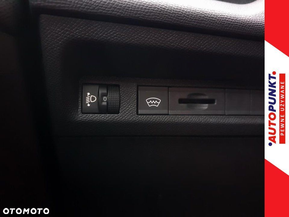 Peugeot 308 - 1