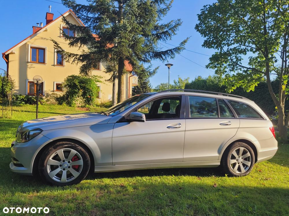 Mercedes-Benz Klasa C 220 CDI 7G-TRONIC Edition - 3