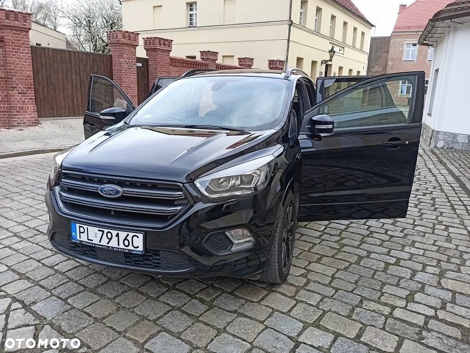 Ford Kuga 1.5 EcoBoost 2x4 ST-Line - 29