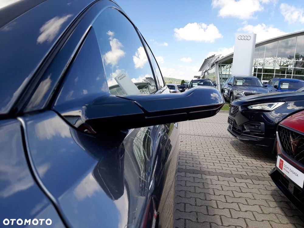 Audi A6 Avant e-tron - 36