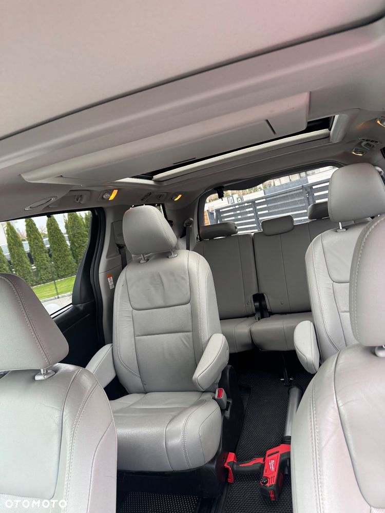 Toyota Sienna 3.5 V6 Limited AWD - 13