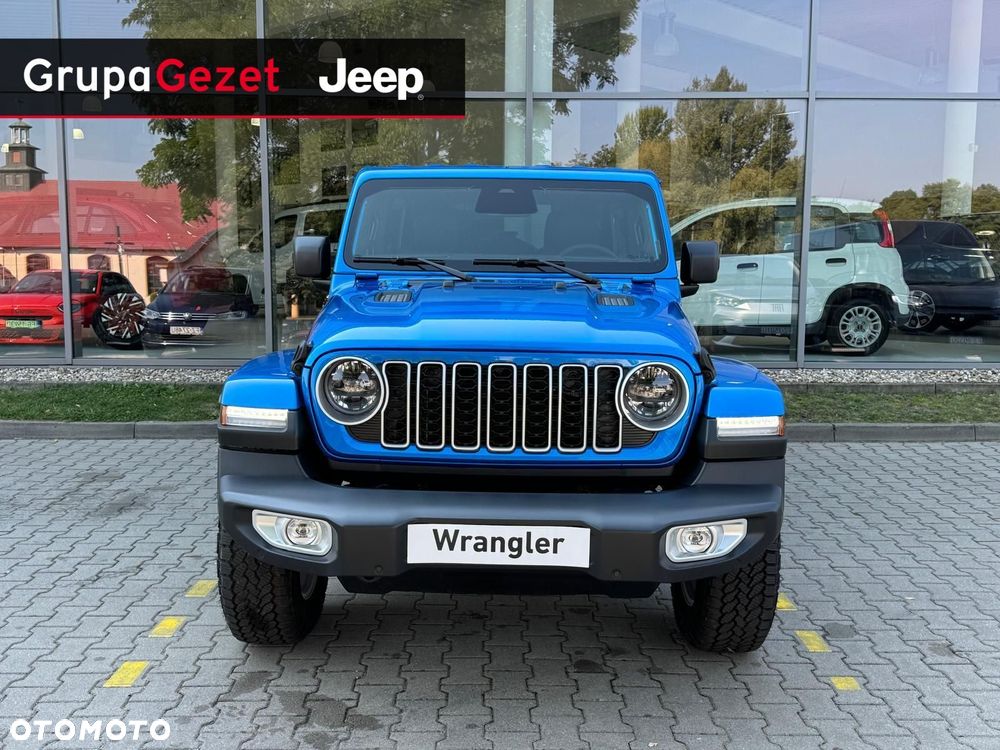 Jeep Wrangler - 8
