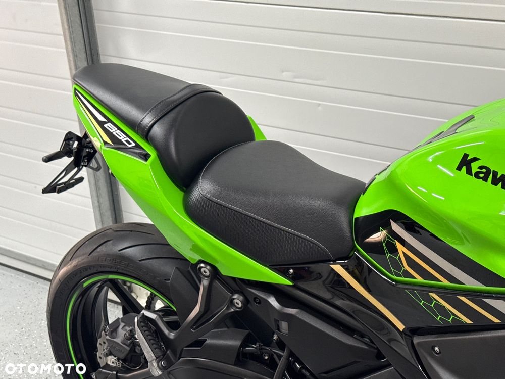 Kawasaki Ninja - 11