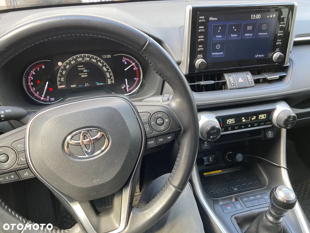 Toyota RAV4 2.0 Comfort 4x2 - 13