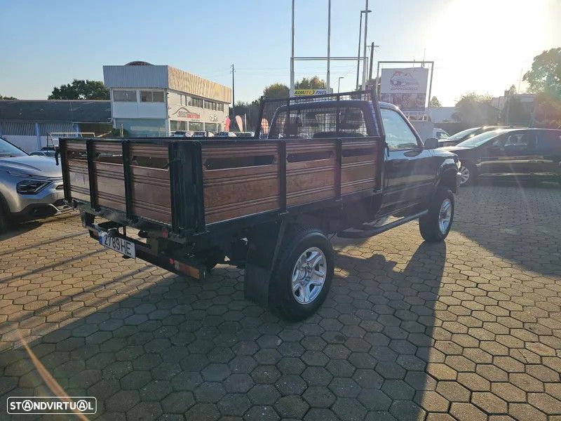 Toyota Hilux 2.4 D LN105L Cx Madeira - 7