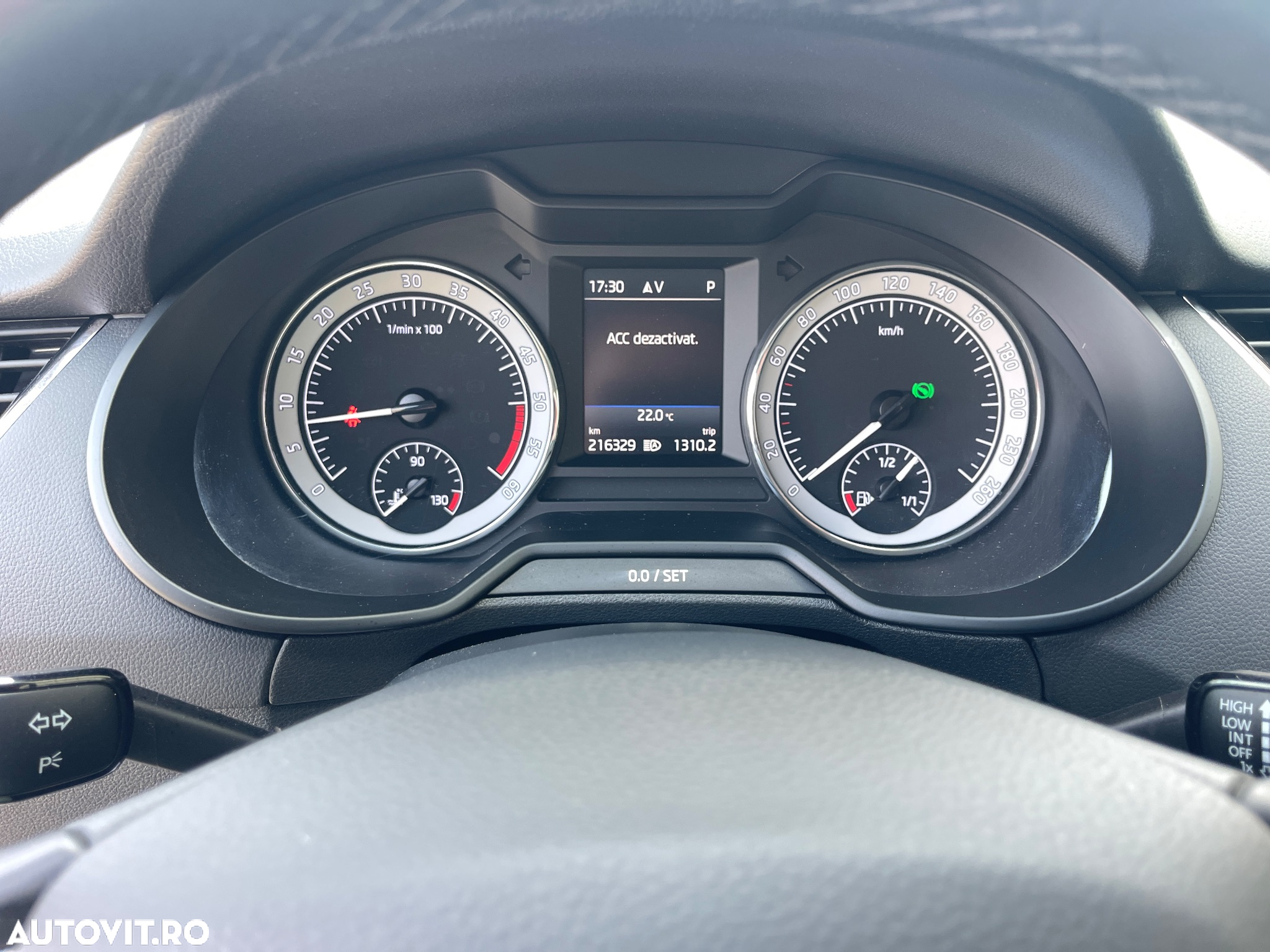 Skoda Octavia 1.6 TDI DSG Style - 39