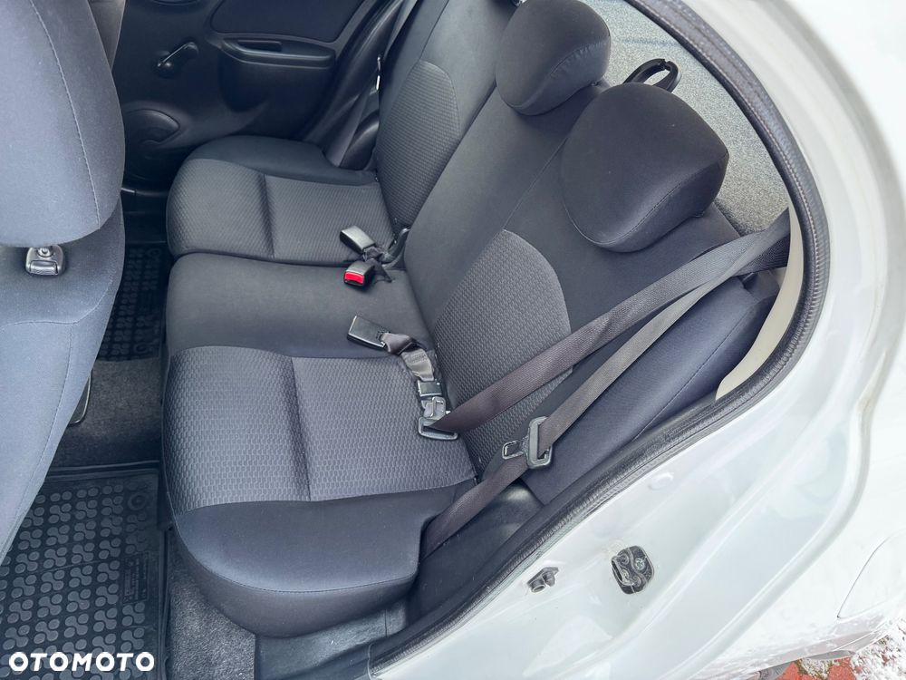 Nissan Micra 1.2 Visia First - 12