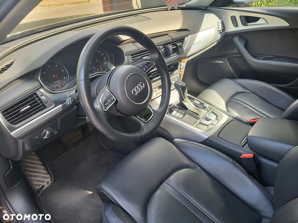 Audi A6 Allroad - 28