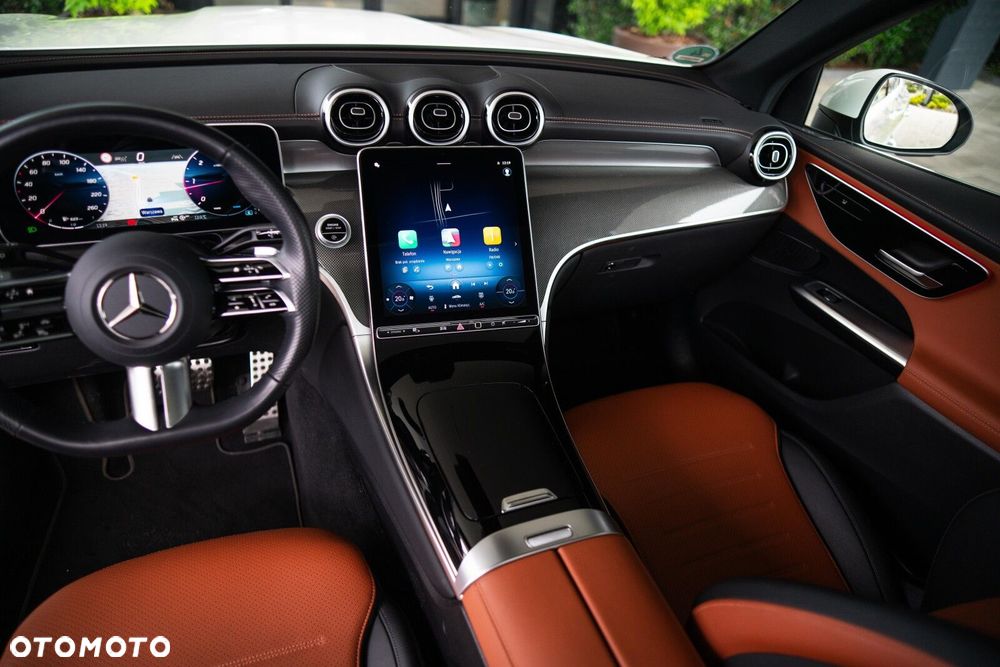 Mercedes-Benz GLC - 23