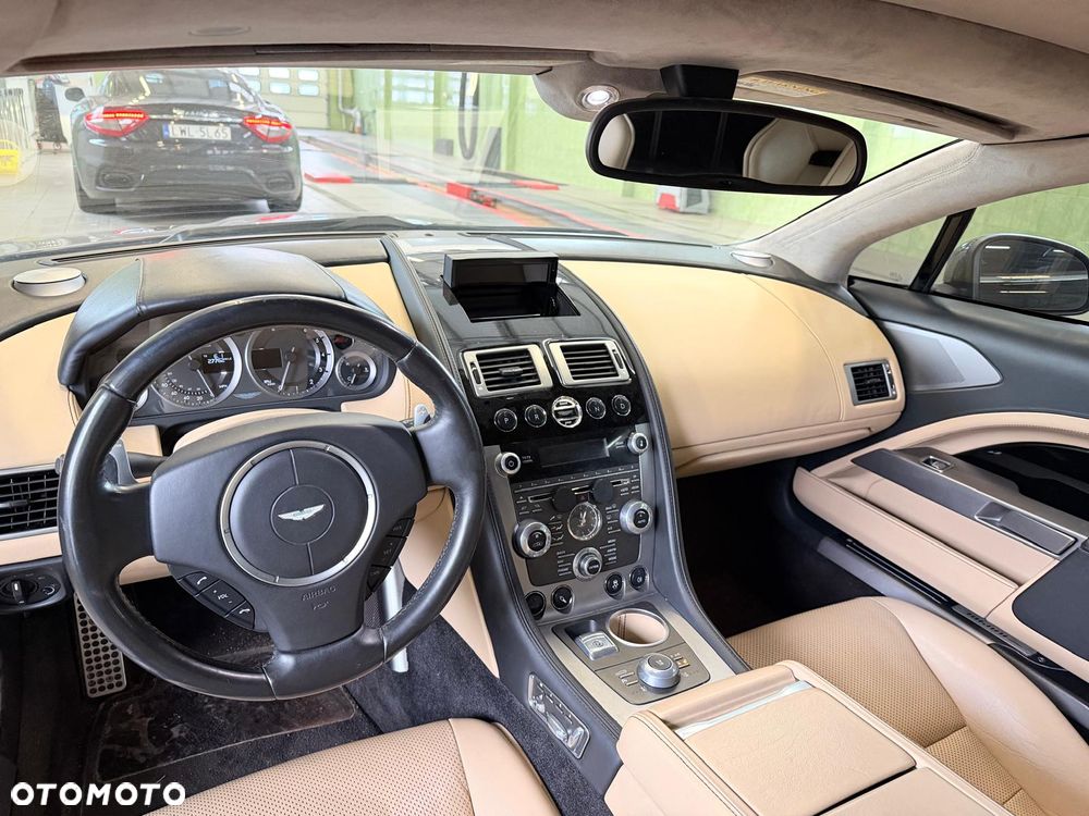 Aston Martin Rapide Luxe - 21