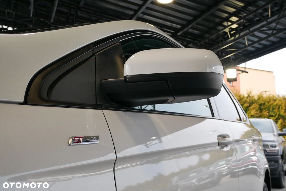 Ford Edge 2.0 EcoBlue Bi-Turbo 4x4 ST-LINE - 36